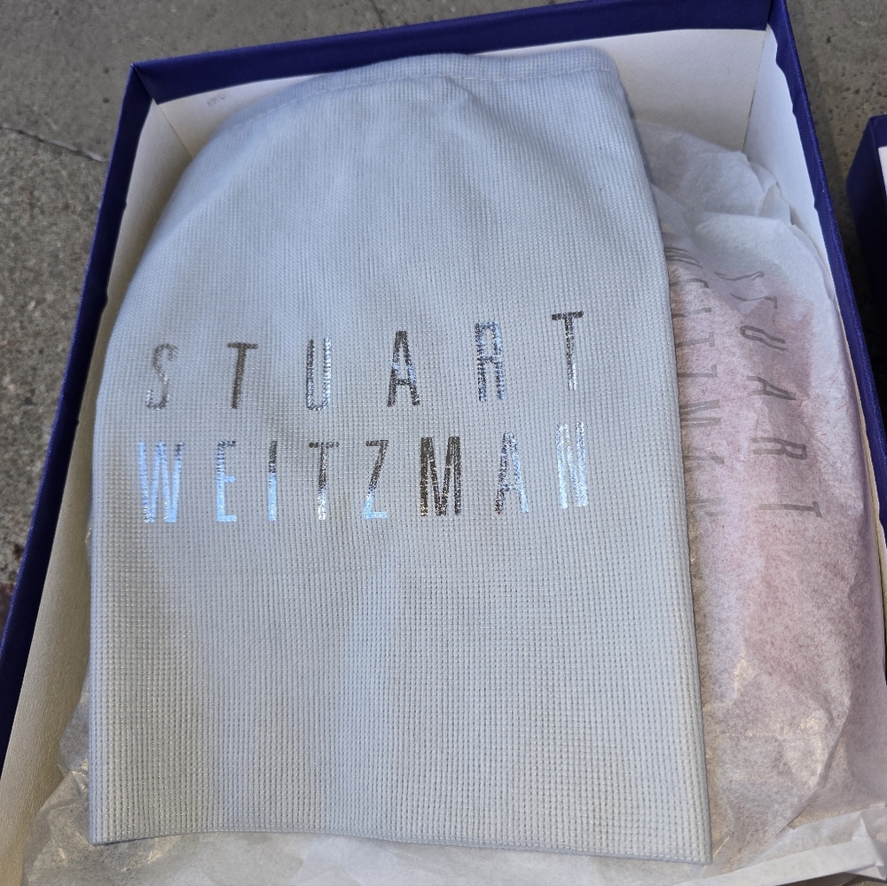 NEW Stuart Weitzman Kibitzes Heels - Picture 5 of 7
